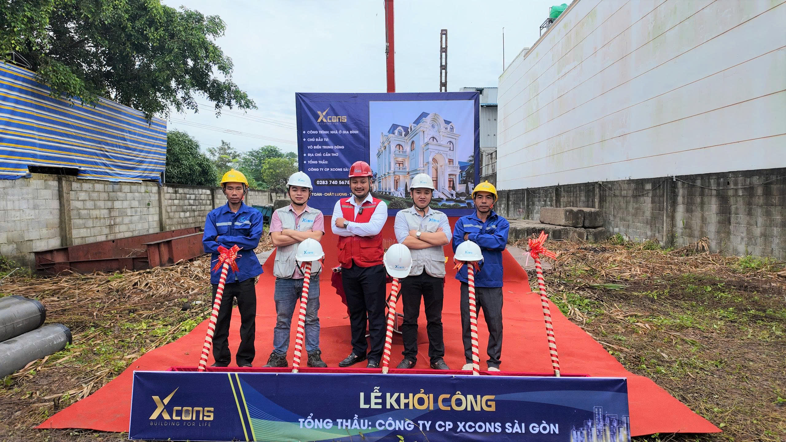 Đội ngũ thi công và giám sát biệt thự trọn gói của Xcons 